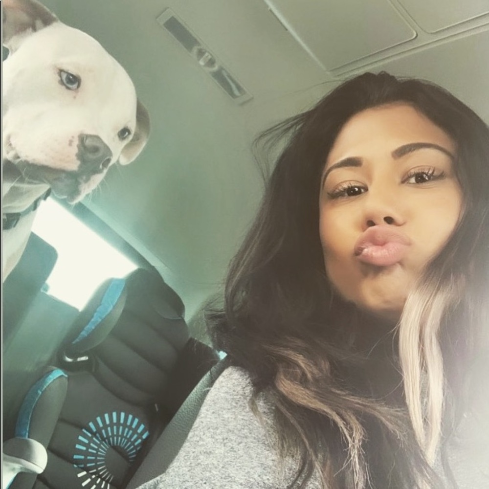 Meet your Posher, Kellyne